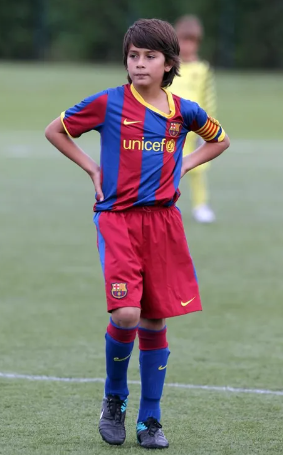 Эрик Гарсия (фото – fcbarcelona.com) "Барса" подписала 20-летнего защитника и "короновала" его самым дорогим футболистом мира