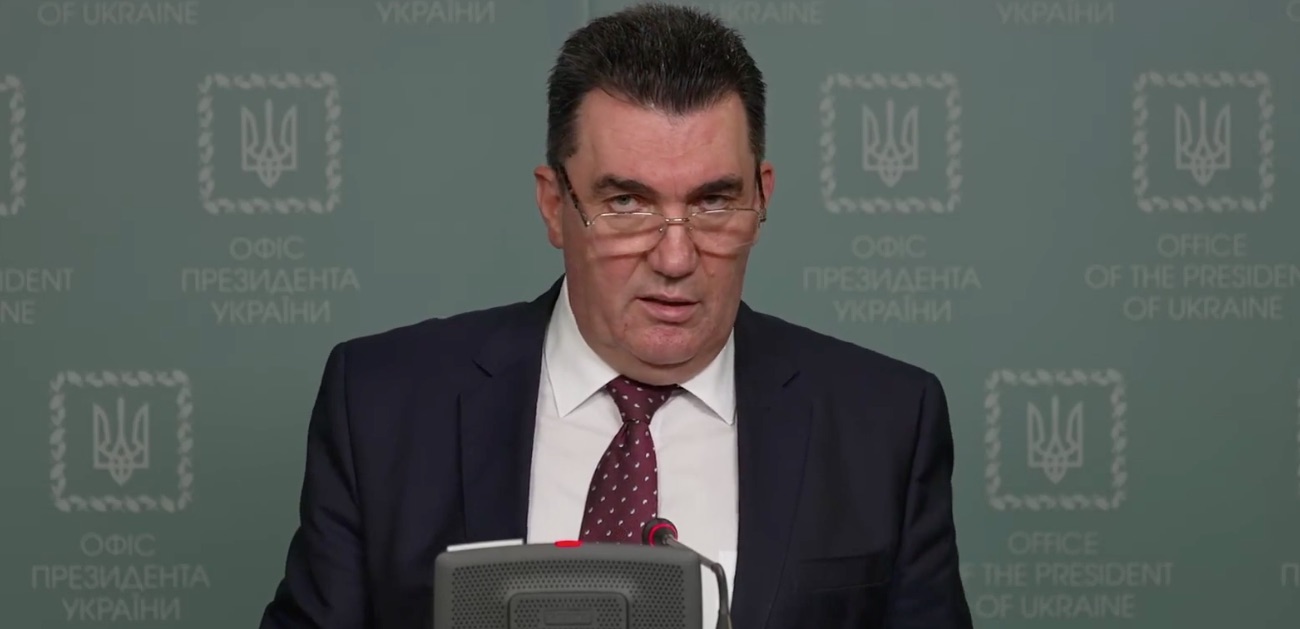 Санкции против Шария, визит патриарха Варфоломея, мини-мозг с глазами: новости недели