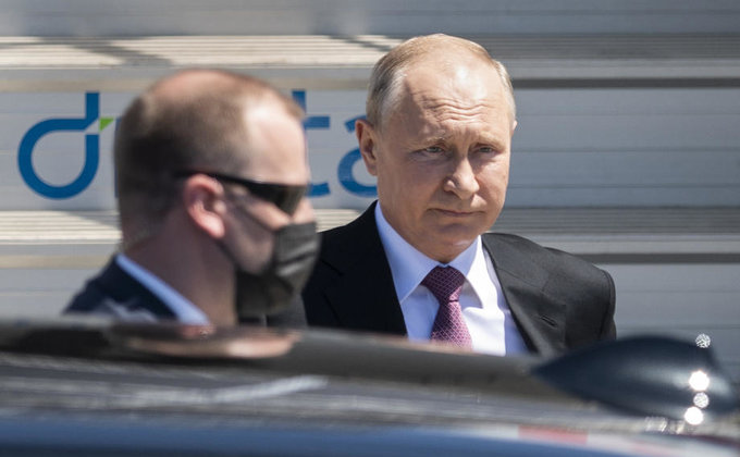 Путин встретился с Байденом – фото и видео