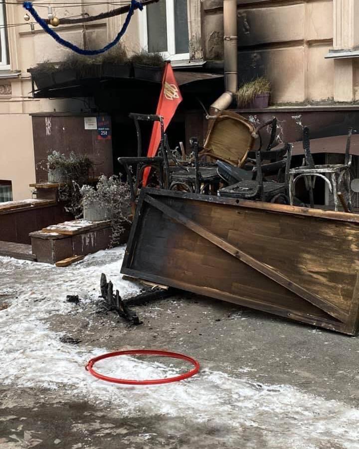 Сгоревшее Bistro Bistro на улице Франко (Фото: Facebook/Bistro Bistro)