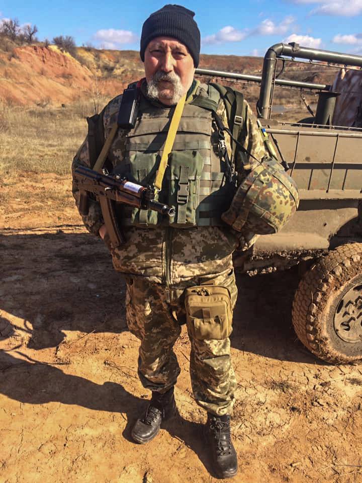 Фото: Facebook / 93 ОМБр Холодний Яр Загиблий сьогодні на Донбасі – медик 93-й ОМБр Холодний Яр капітан Юрій Письменний: фото