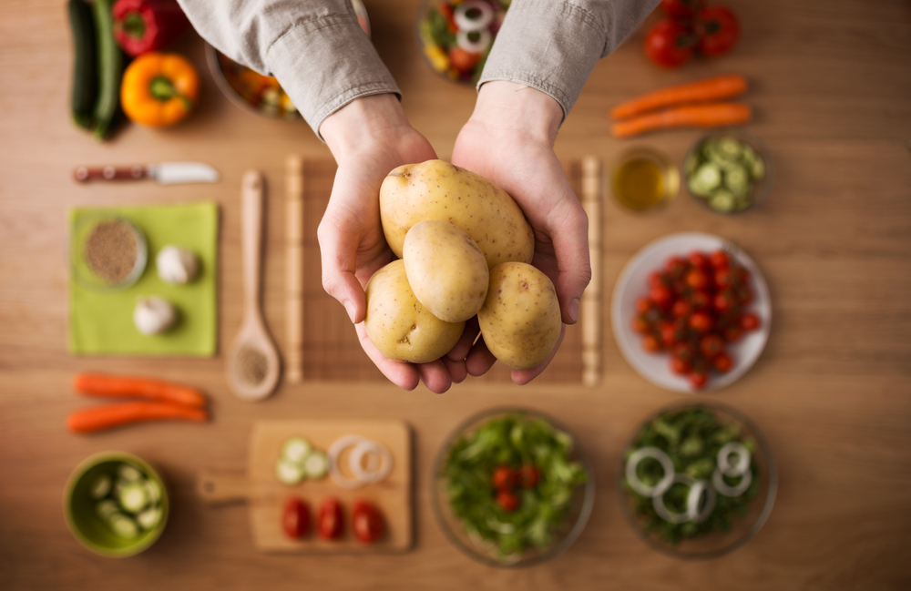 Картопля та батат корисні для здоров’я, але не готуйте пюре. Чому – пояснює дієтологиня