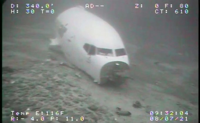 На дне Тихого океана нашли Boeing 737 после аварийной посадки: фото