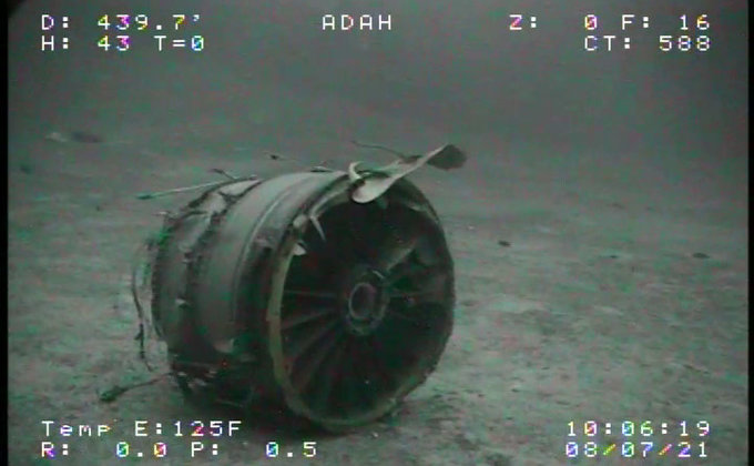На дне Тихого океана нашли Boeing 737 после аварийной посадки: фото