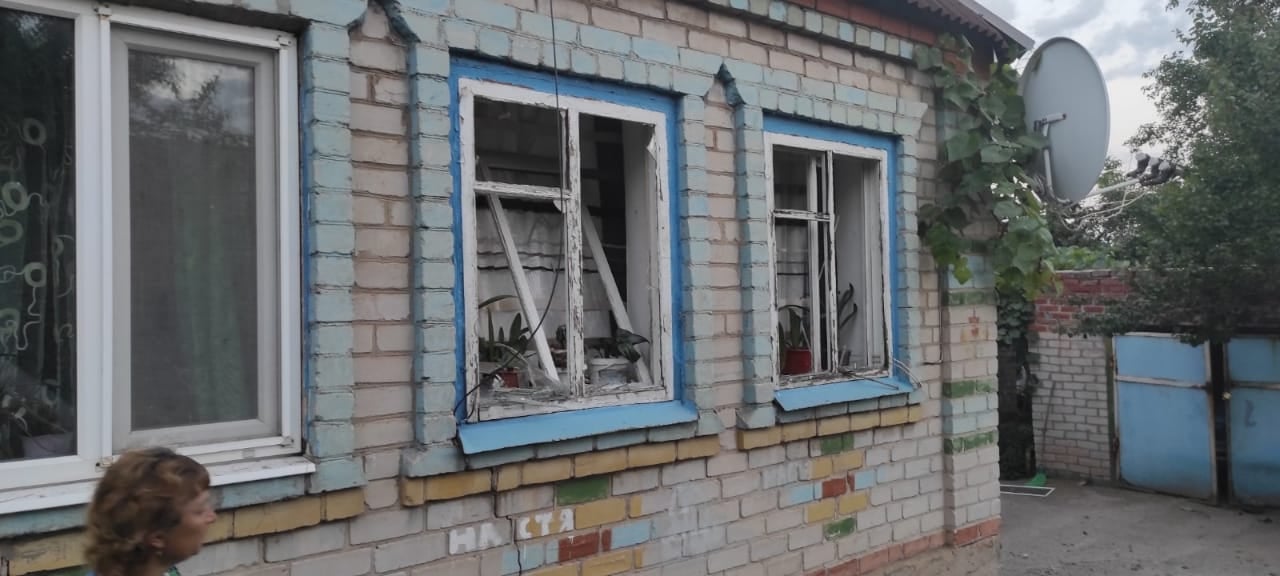 Війна на Донбасі. Російські бойовики обстріляли селище Нью-Йорк: фото
