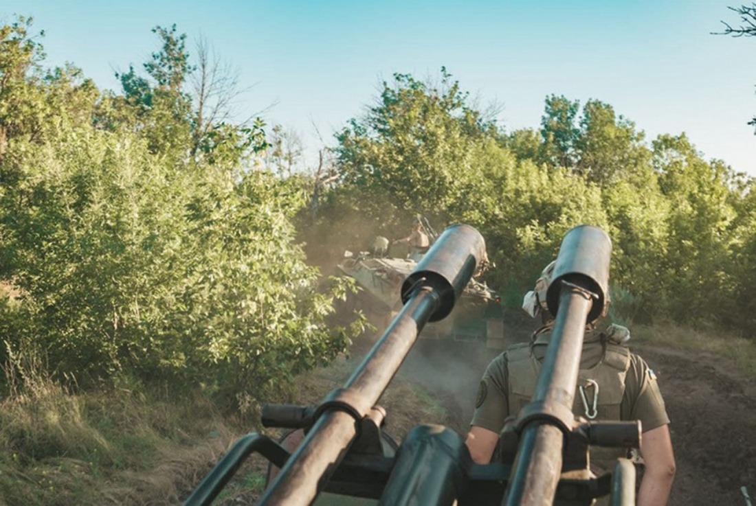 Управління зенітними установками (джерело – mvs.gov.ua) Під Маріуполем відбулись навчання з протиповітряної оборони: фото
