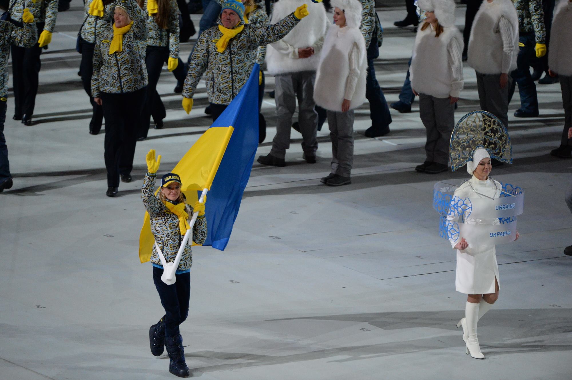 Сочі-2014. Валентина Шевченко з прапором України. Фото: пресслужба НОК України