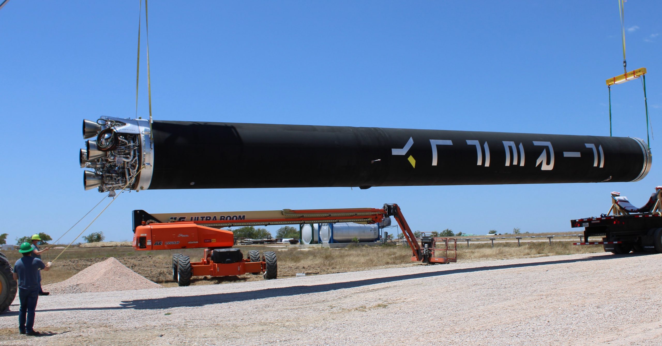 Підготовка ракети Alpha (Фото: Firefly Aerospace)