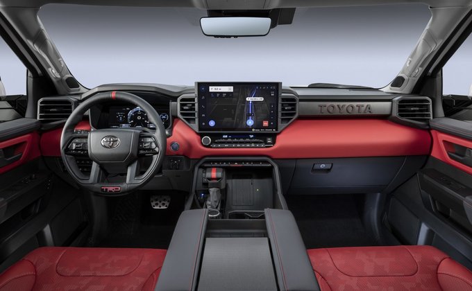 Toyota представила новый пикап с гибридным двигателем: фото