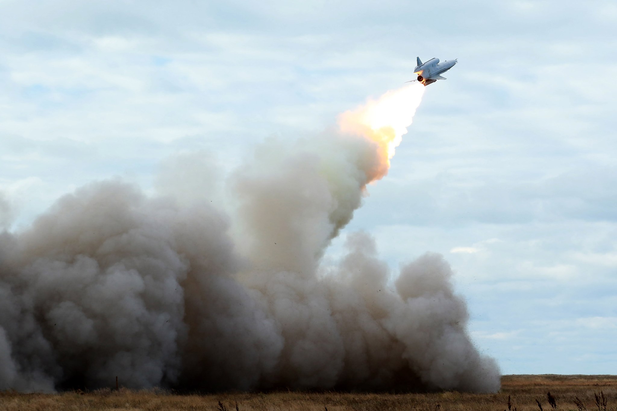 Бойовий пуск (Фото - Командування Повітряних сил ЗСУ) Показали максимальні можливості ЗРК. Фото і відео бойових пусків на Об'єднаних зусиллях