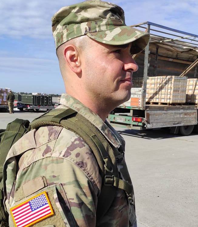 В Україну прибула додаткова військова допомога від уряду США: фото