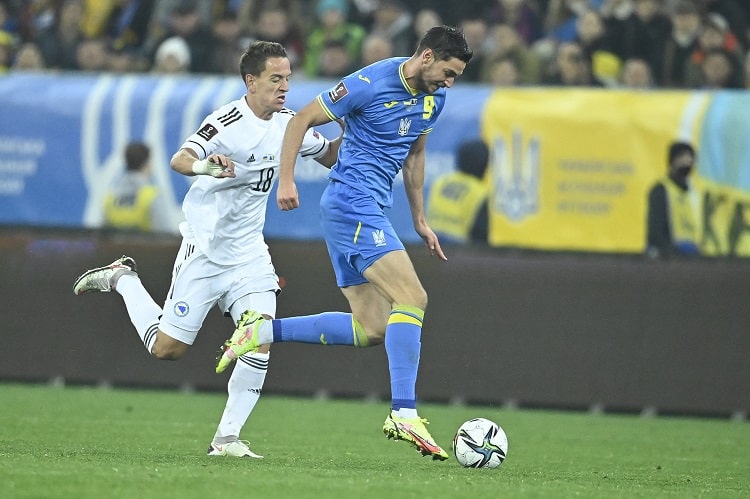Футбол. Сборная Украины снова сыграла вничью в отборе на ЧМ-2022, теперь – с боснийцами
