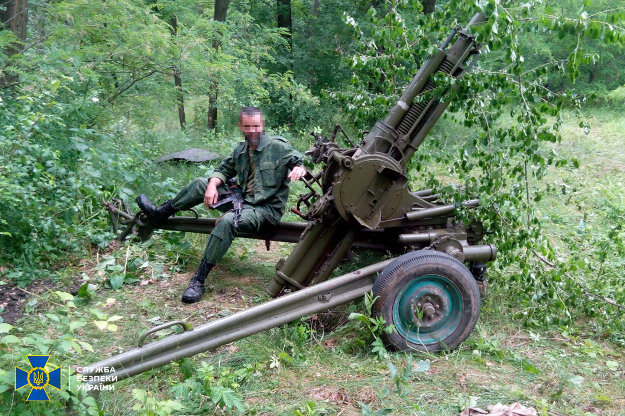СБУ допитала спійманого на Донбасі бойовика. На його телефоні відео обстрілу позицій ЗСУ