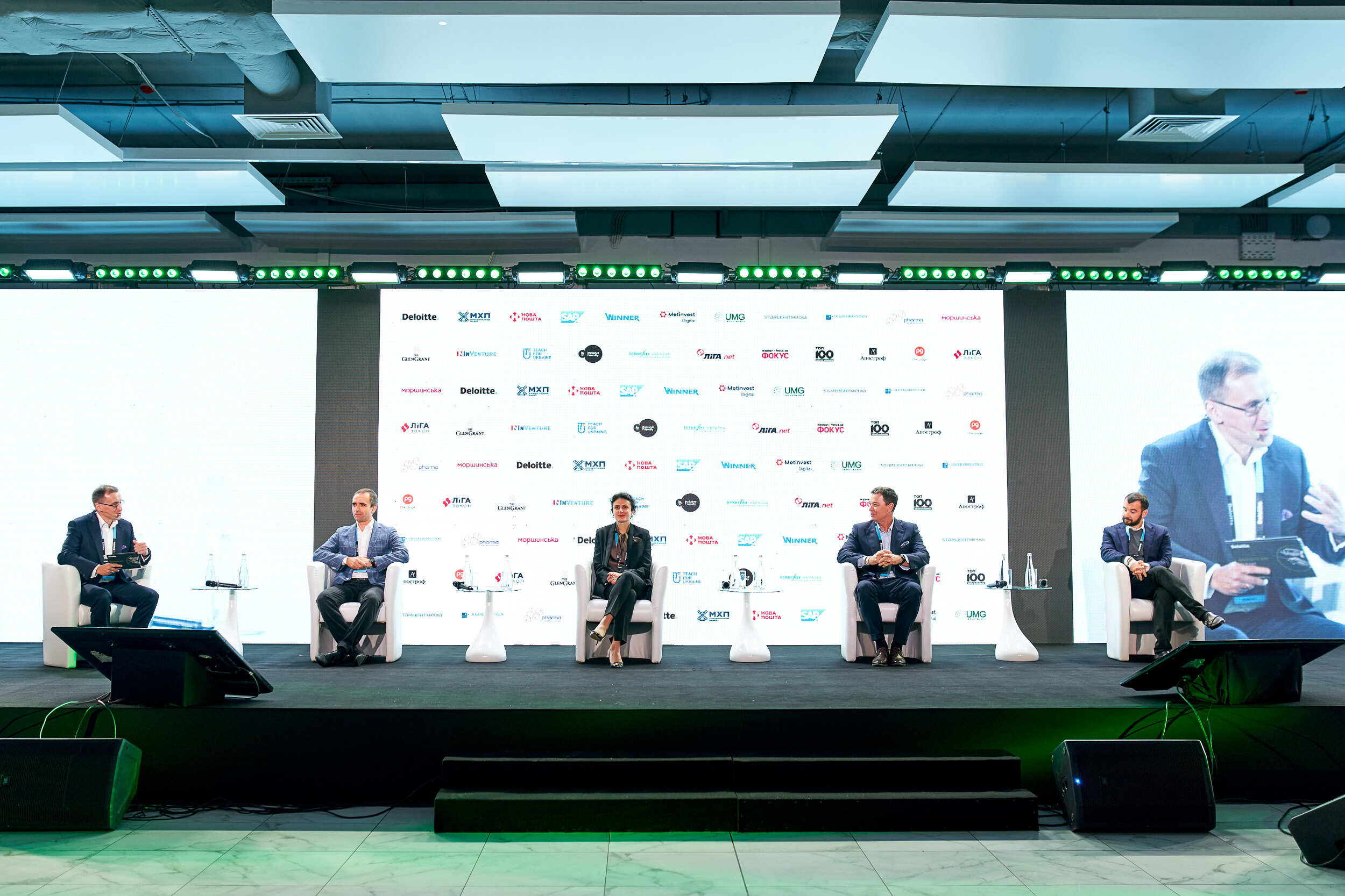 Фото – Deloitte