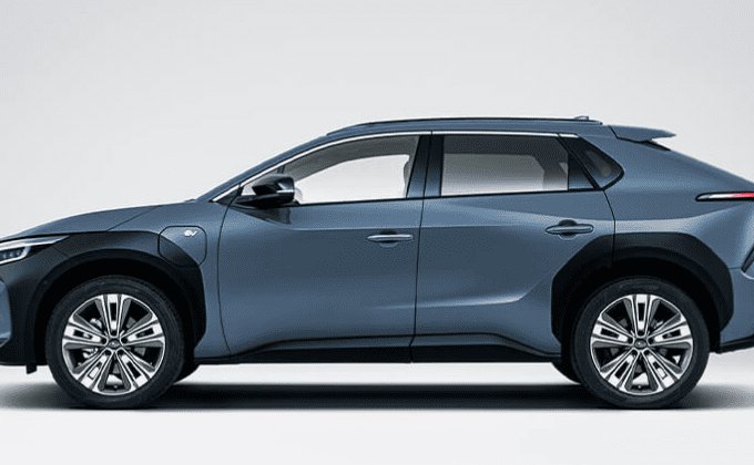 Subaru представил первый серийный электромобиль. Разработан вместе с Toyota – фото, видео