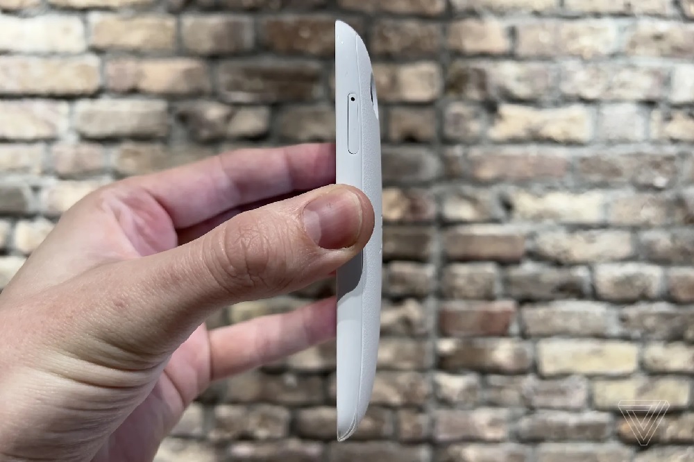 Balmuda Phone из Японии Фото – The Verge