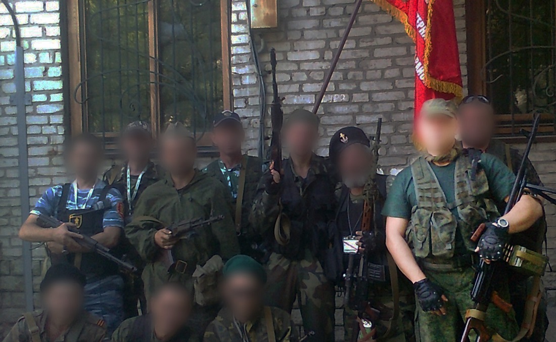 Оккупанты на Донбассе (Фото – СБУ) СБУ заявила, что взяла одного из главарей боевиков. Он захватывал Луганский аэропорт: фото