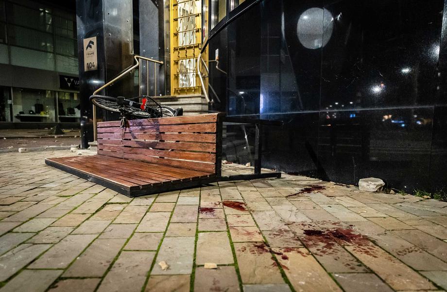 Протести у Нідерландах (Фото 2 – EPA) Прем'єр Нідерландів про заворушення на протестах COVID: Явне насильство під виглядом невдоволення