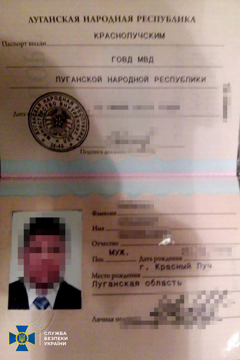 "Собирали людей, деньги, оружие. Полный пакет". Как Россия раскачивает области Украины