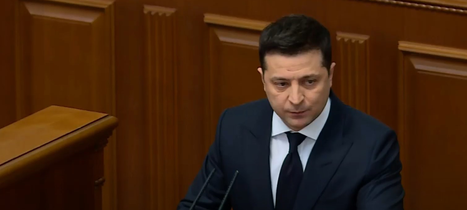 Бизнес-неделя: $10 000 от Зеленского детям, Антиахметовский закон и бюджет-2022