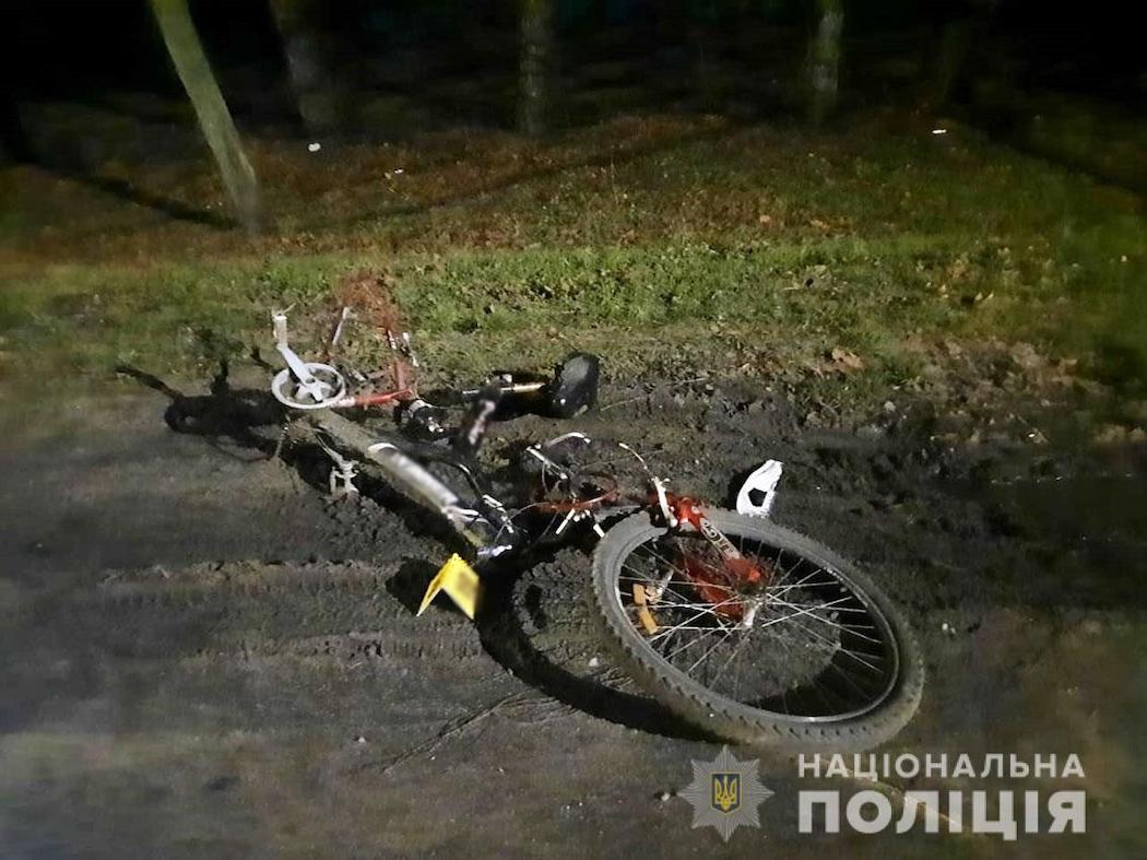 Фото: пресс-служба Нацполиции Под Черниговом депутат горсовета сбил велосипедиста и пытался скрыться: полиция