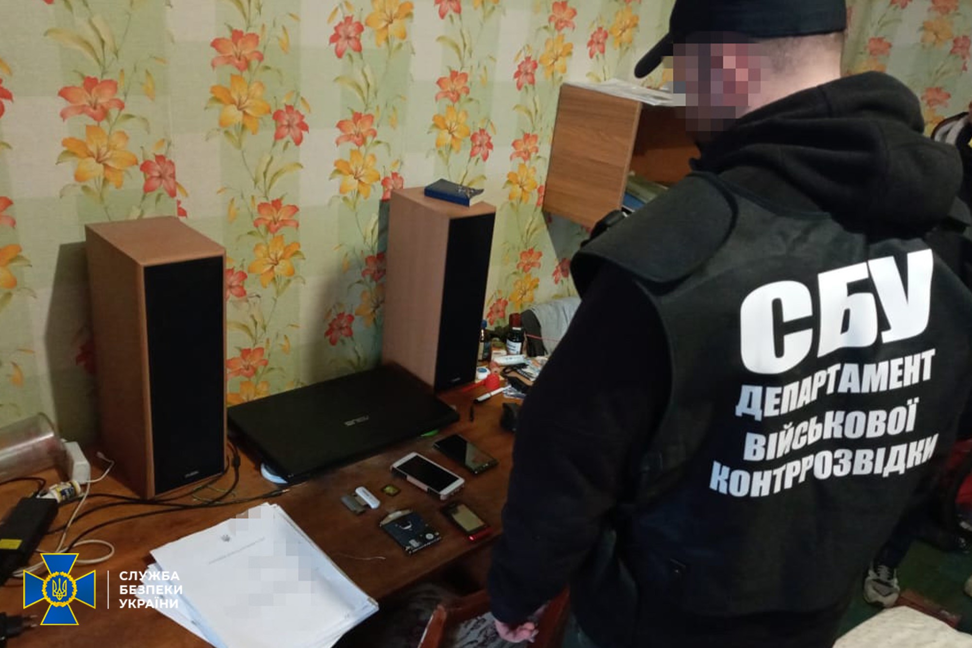 Обшук у справі про ППО України та спецслужби РФ (фото – СБУ) СБУ: Контррозвідка заблокувала передачу даних про ППО України російським спецслужбам