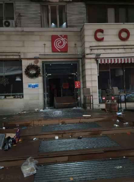 Мародеры разграбили магазины в Казахстане(Фото: Двач/Telegram)