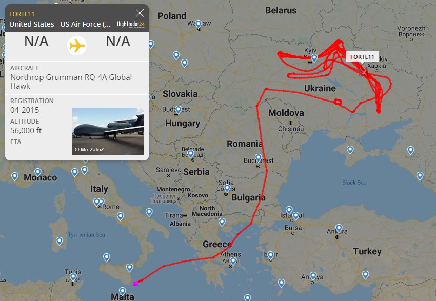 Беспилотник США нарезает круги вдоль Киева и Донбасса. У Крыма – самолет-разведчик: карта