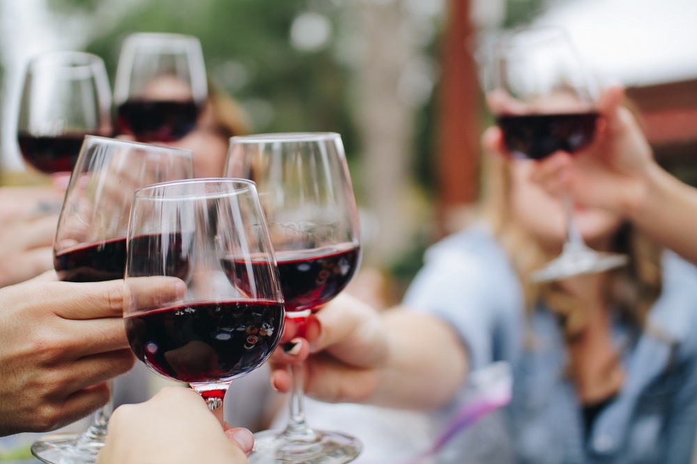 Чому вино не таке корисне, як здається. Про склад вина та як алкоголь впливає на організм