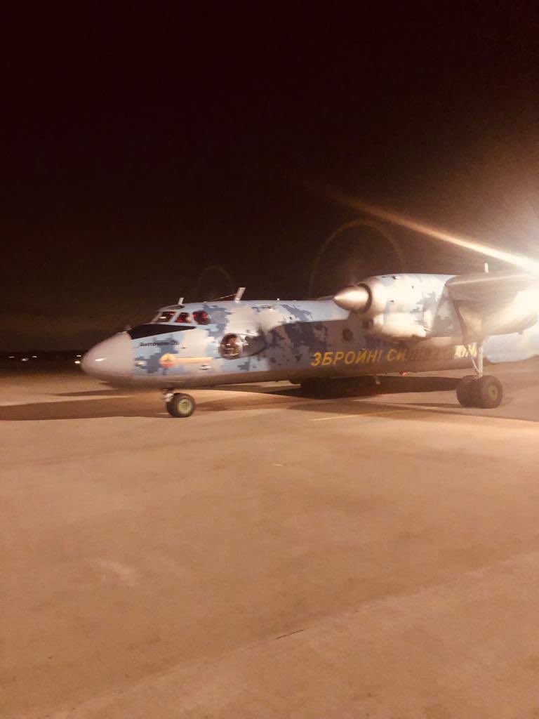 Зброя від Латвії Літак із Латвії. Україна отримала Stinger і боєприпаси: фото