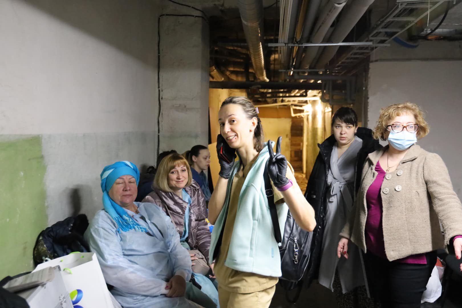У київському пологовому народжують у бомбосховищі, медики живуть разом з жінками і дітьми