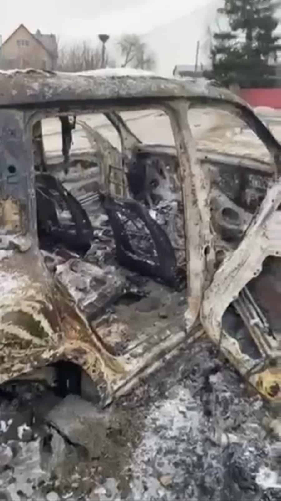 Фото: kobl.gp.gov.ua Під Києвом окупанти розстріляли цивільне авто: загинули жінка та 17-річна дівчина