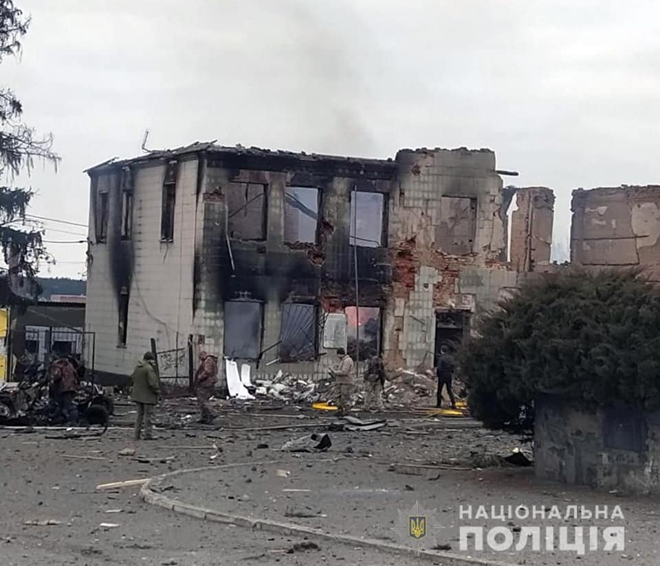 Росія завдала нових авіаударів по Житомирщині, є постраждалі – фото