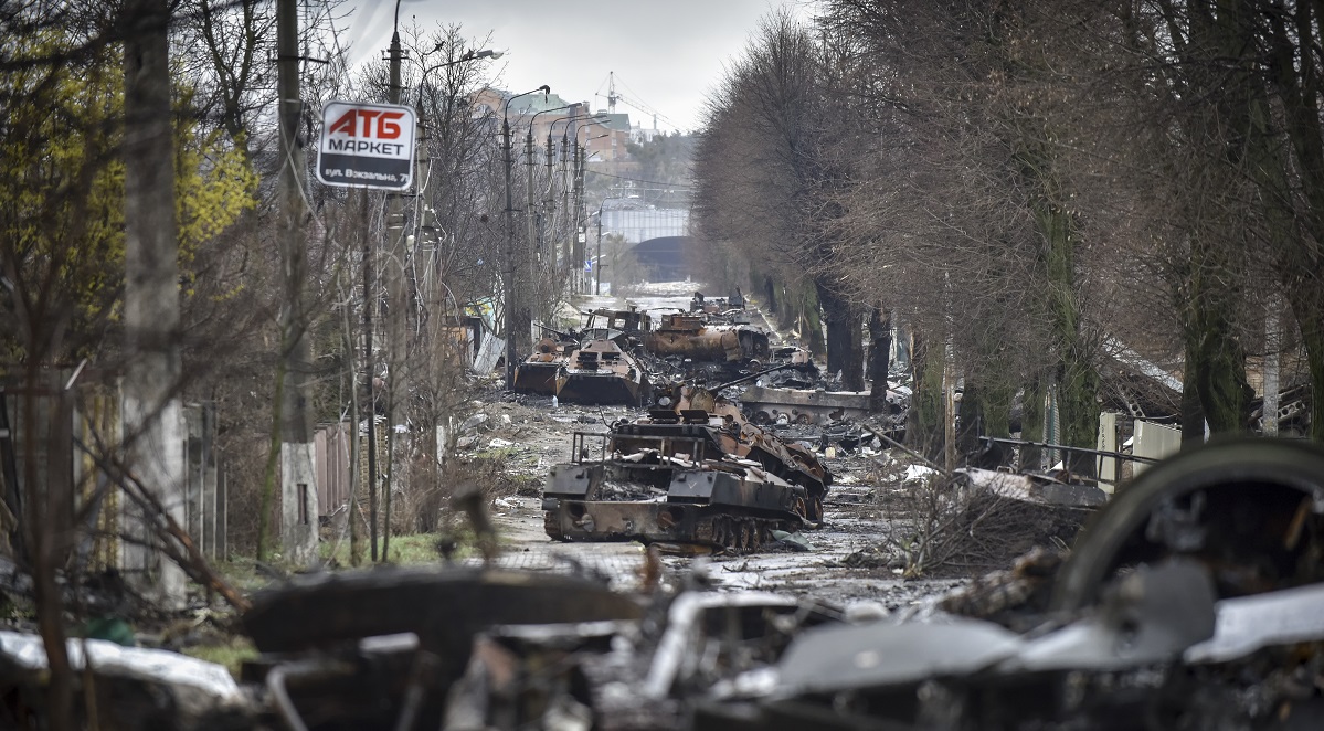 Звірства окупантів у передмісті Києва, армія Путіна отримала по зубах. Огляд західних медіа (3 квітня) - Фото