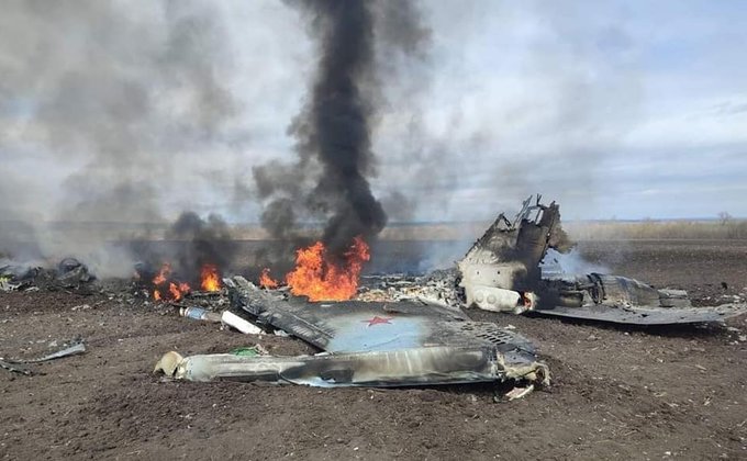 "Это горит российская империя ". Генштаб показал пылающие останки новейшего Су-35 ВКС РФ