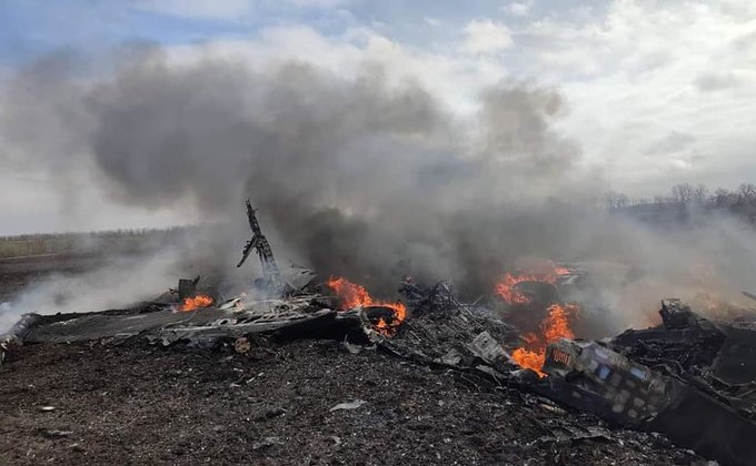 "Это горит российская империя ". Генштаб показал пылающие останки новейшего Су-35 ВКС РФ