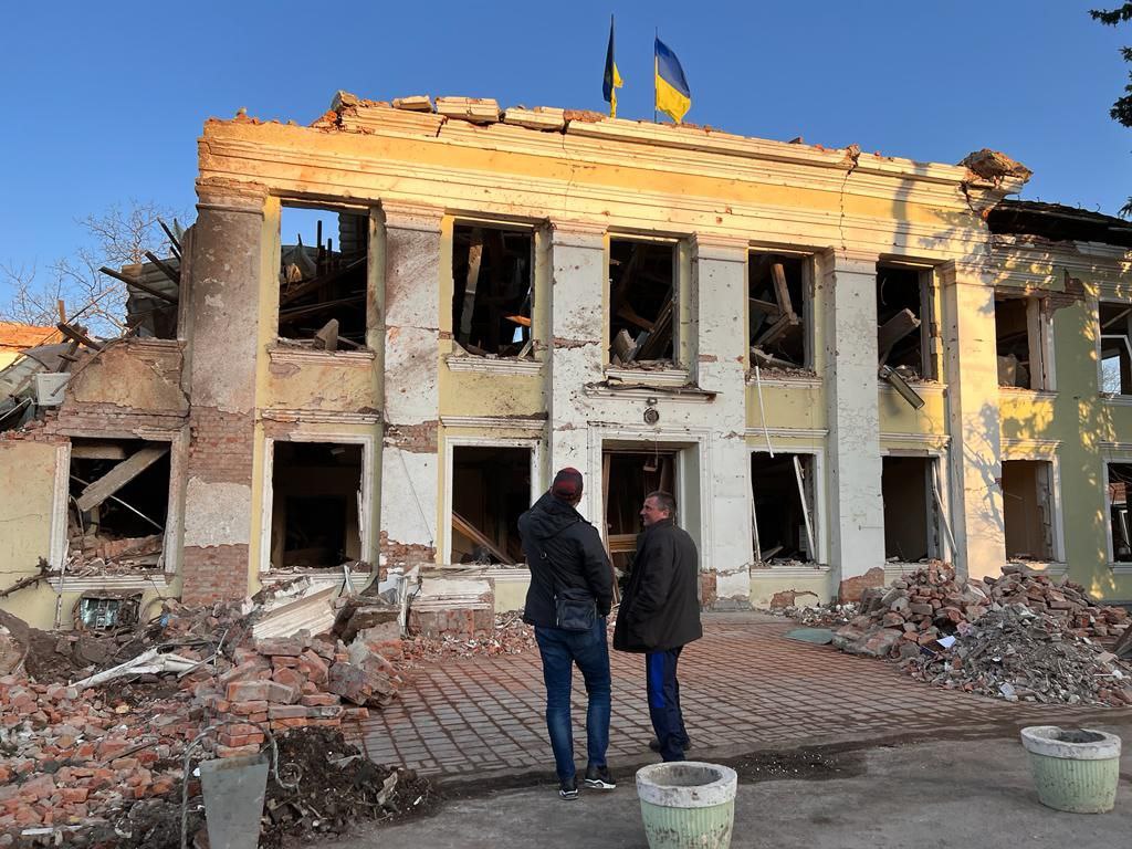 Охтирка після обстрілів російських військ (фото – Дмитро Живицький)
