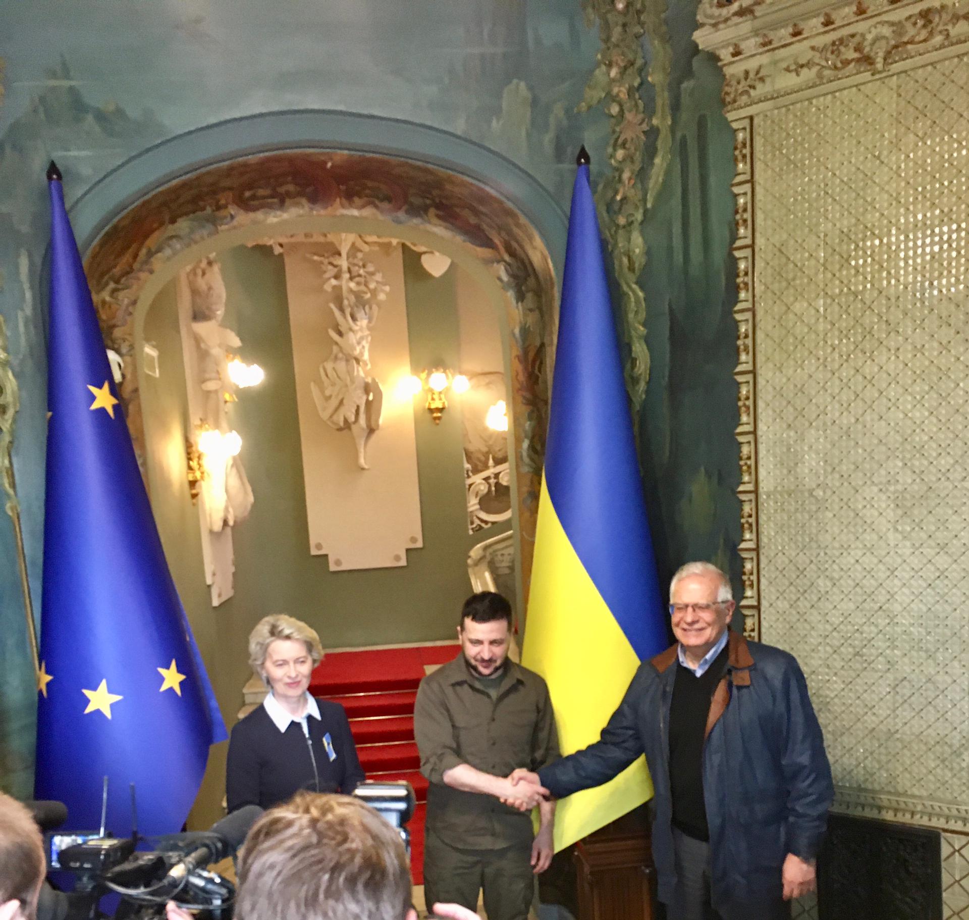 СБУ влаштувала другу диверсію у Бурятії, ЗСУ можуть отримати українську ЗРК "Корал" — LIVE