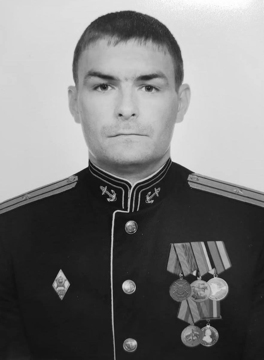 Фото: t.me/razvozhaev В Севастополе похоронили капитана ЧФ РФ, уничтоженного защитниками Украины