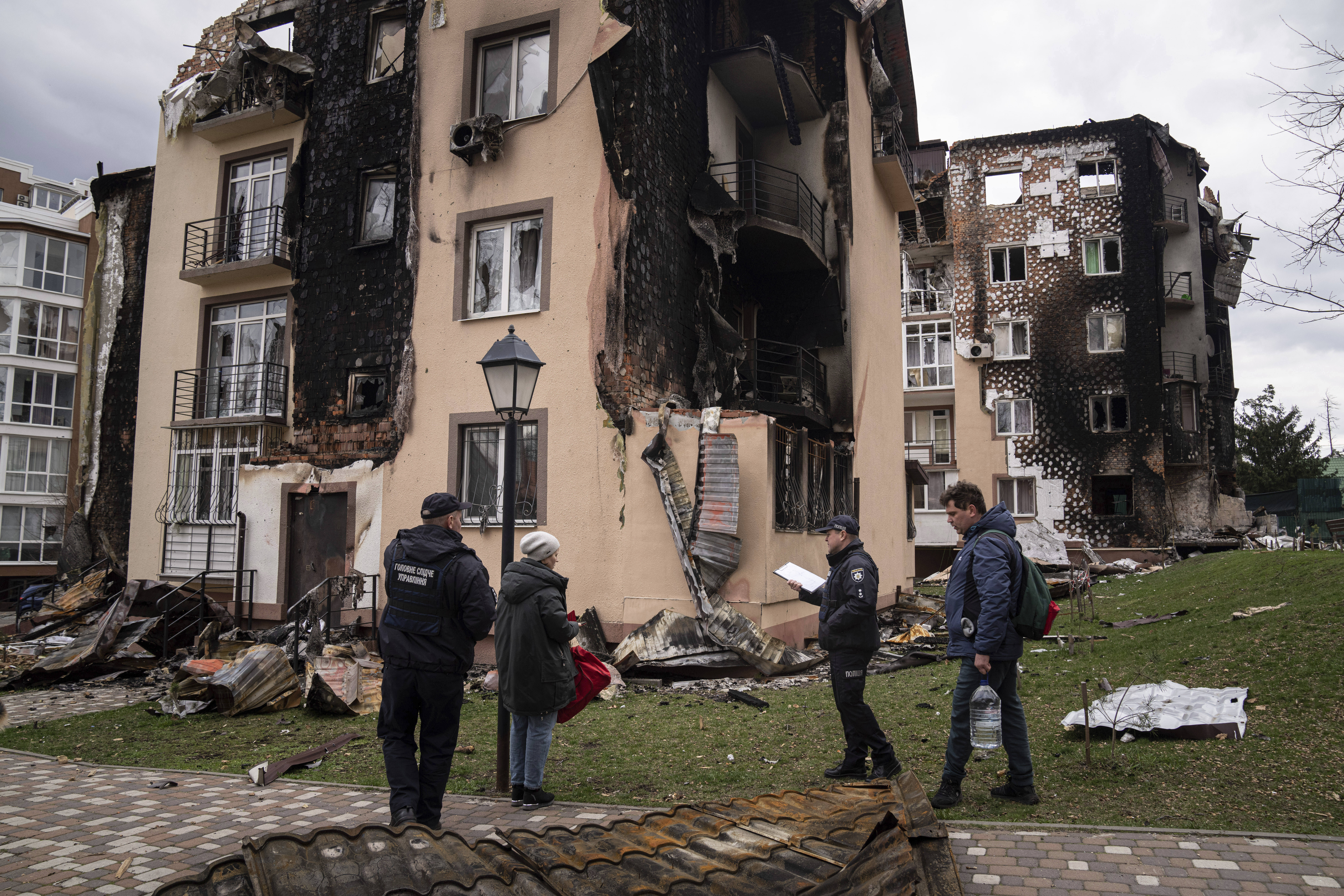 Жилье вынужденным переселенцам. Взрывы в Киеве. Ситуация на Украине.