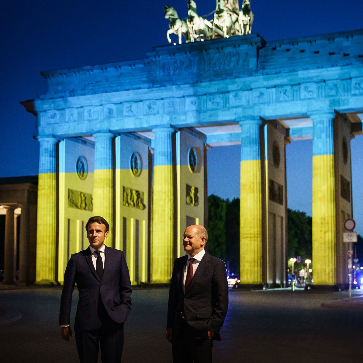 Шольц и Макрон: Германия и Франция стоят на стороне Украины как часть европейской семьи