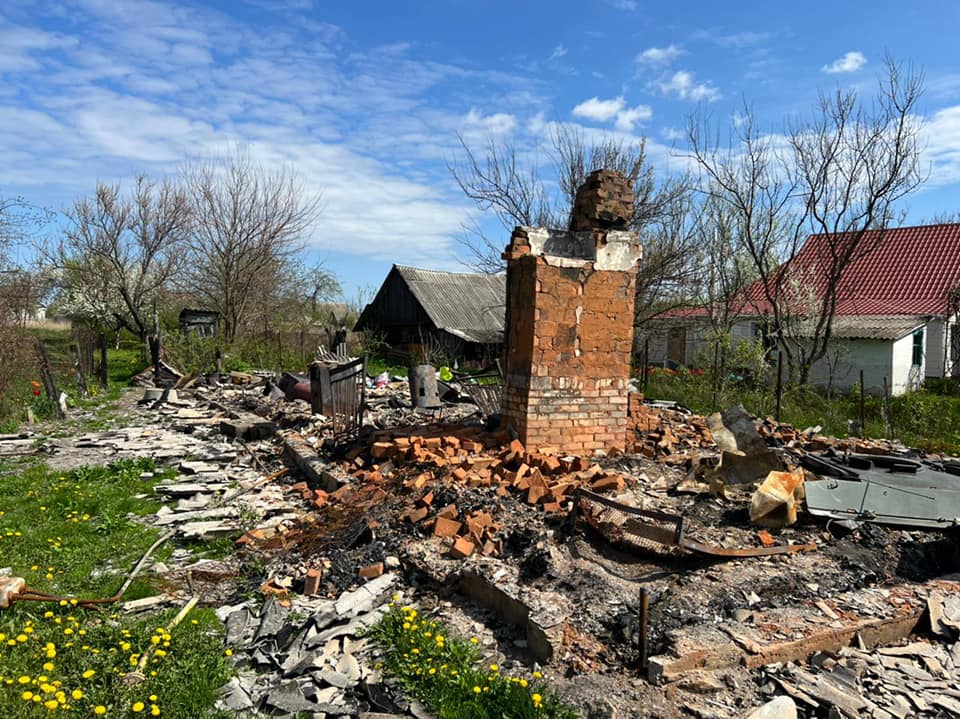 Жилой дом в Липовке Киевской области, уничтоженный оккупантами (Фото – Facebook Київська обласна прокуратура)