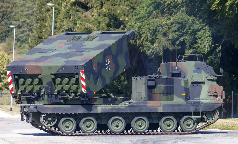 MLRS (Фото – ЕРА) Від "Рамштайну-2" чекаємо рішення про постачання реактивних систем залпового вогню США – Зеленський