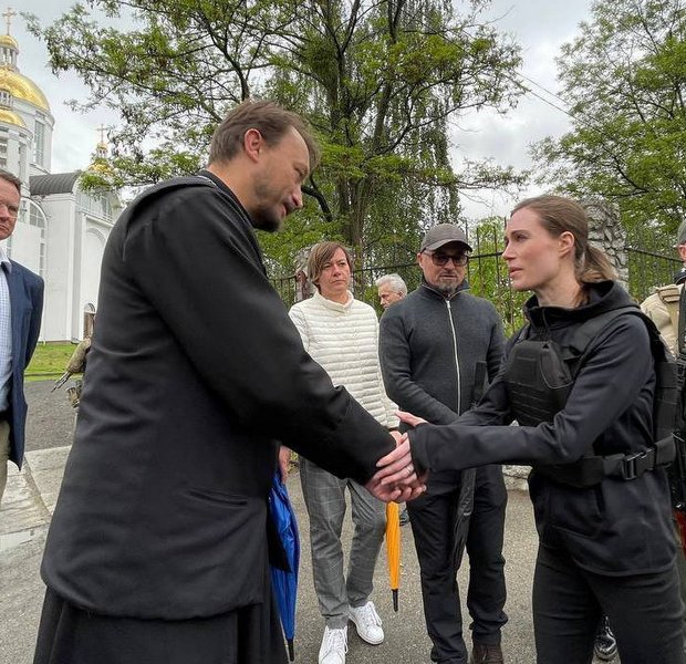 Фінській прем'єрці Санні Марін показали Ірпінь та Бучу: промовисті фото