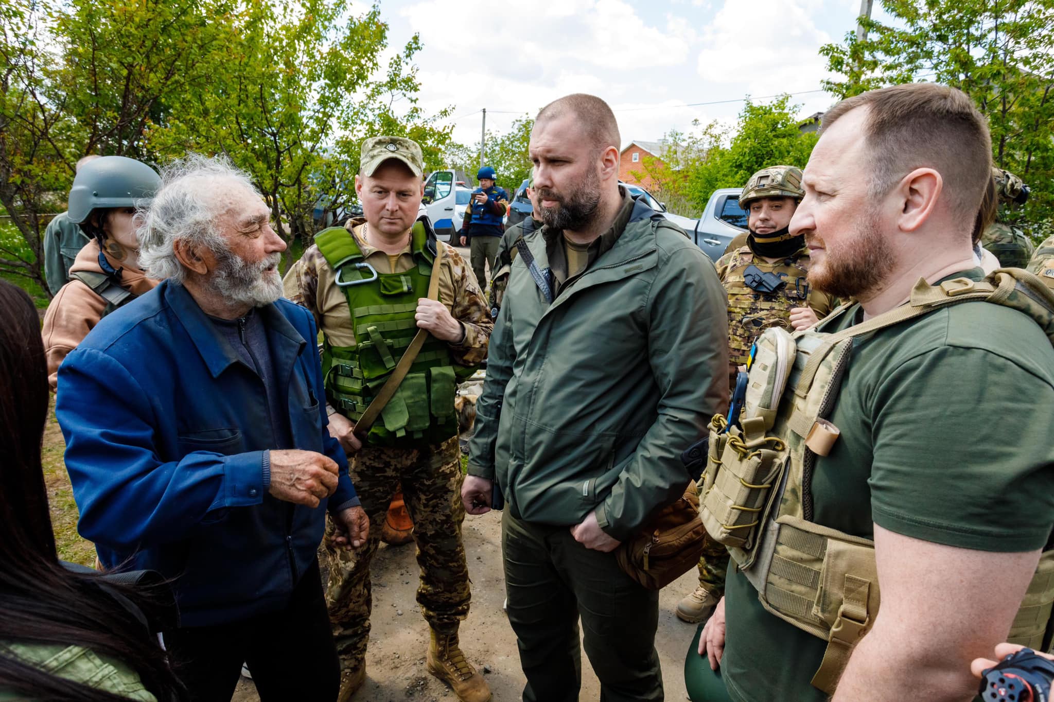 "Вертолеты стреляют по пустым полям и бегут". Как ВСУ бьют оккупанта в Харьковской области