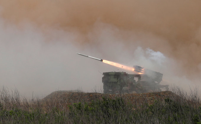 Подоляк: Россияне впали в истерику из-за РСЗО с дальностью действия 100+ км для Украины