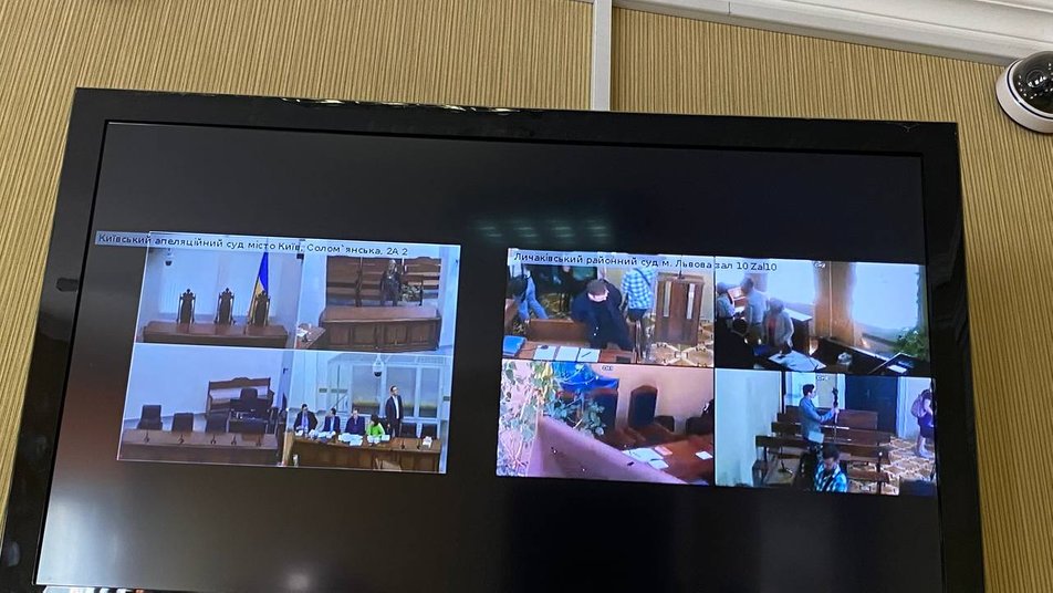 Фото – Суспильне Суд начал рассматривать дело Медведчука. Заседание проходит в закрытом режиме – Суспильне