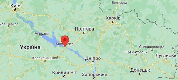 Россия ударила ракетой по ТЦ в Кременчуге: там было более 1000 человек – видео последствий