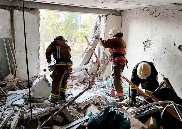 Россия ночью разбомбила дома курортной Сергеевки под Одессой: 21 погибший – видео и фото