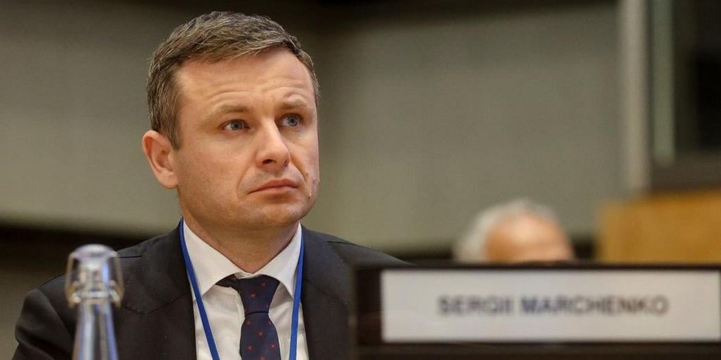 Бизнес-неделя: Украина – без света, "следы Кремля" и Альфа-Банк Фридмана в подарок